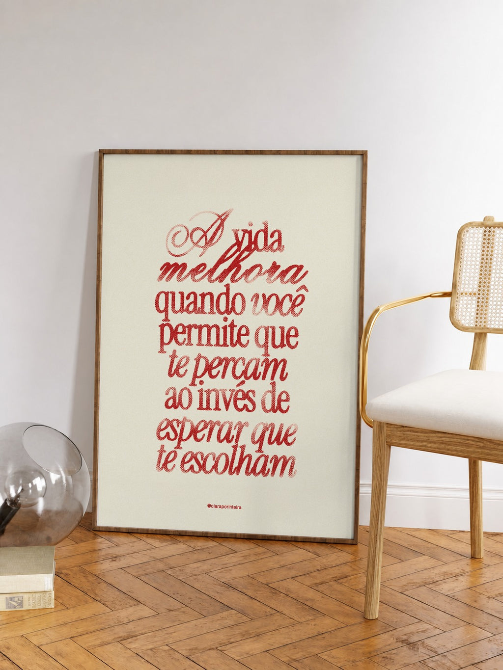 Quadro A Vida Melhora emoldurado em ambiente, mockup 2