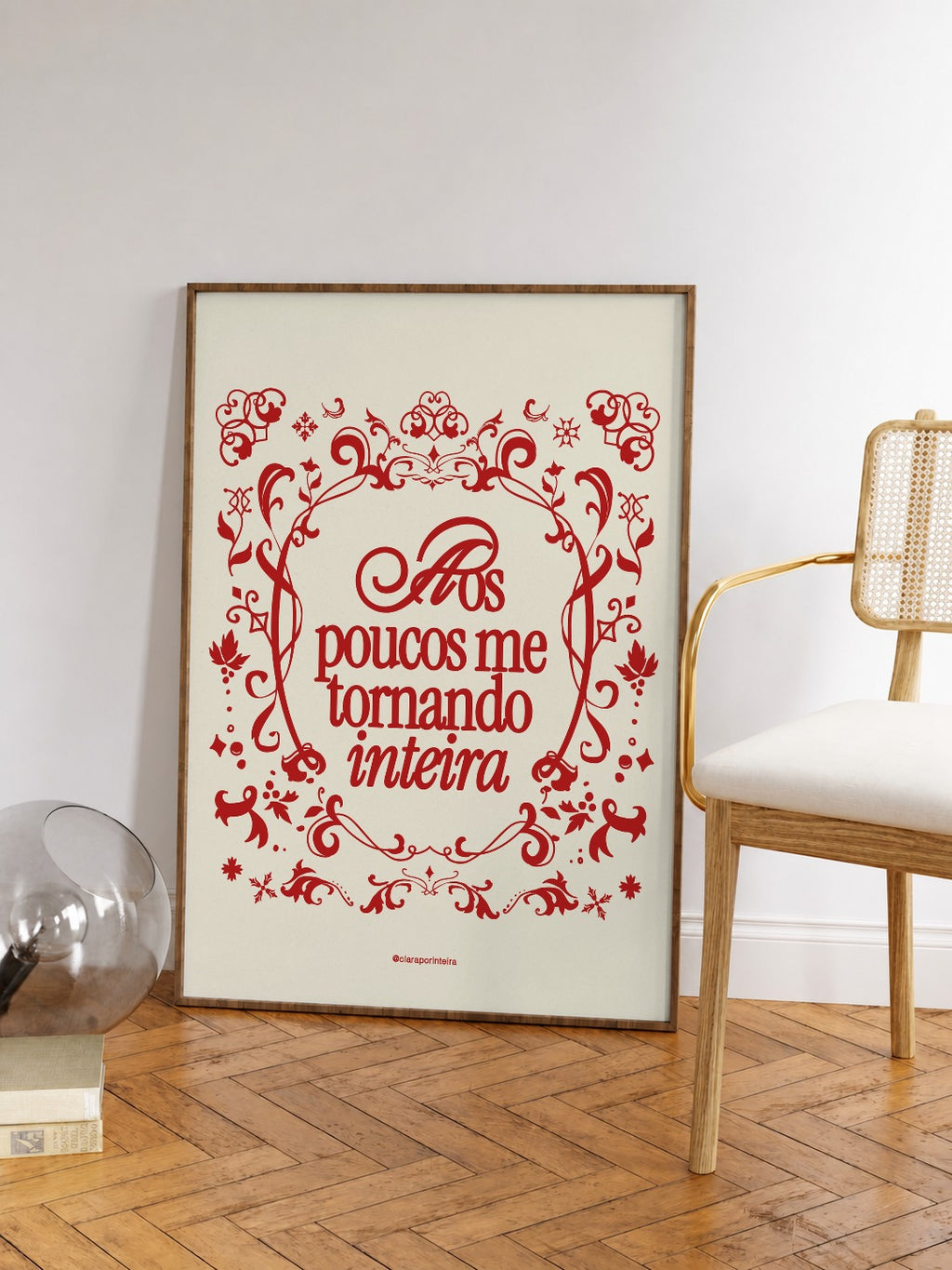Quadro Me Tornando Inteira emoldurado em ambiente, mockup 2