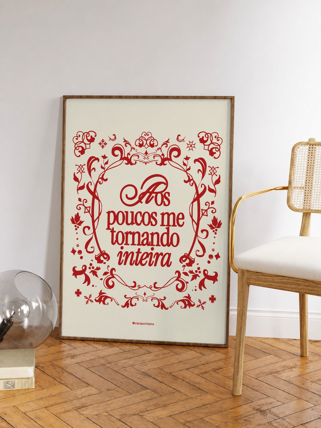 Quadro Me Tornando Inteira emoldurado em ambiente, mockup 2